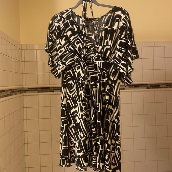 Meet your Posher, Richard - Picture 2 of 2